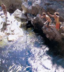 Baignade dans l’Esteron