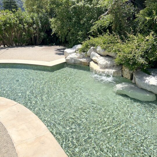 https://www.respelido.com/wp-content/uploads/2016/09/residence-de-vacances-pres-de-nice-carros-respelido-la-piscine_1-540x540.jpg